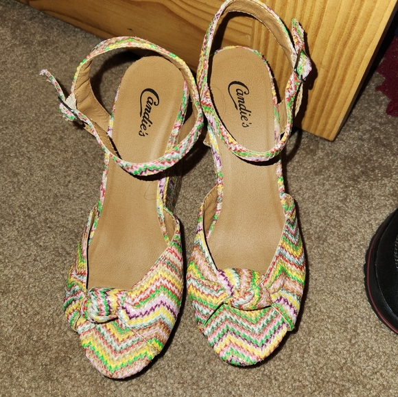 GROOVY Candie's wedge sandals - Picture 2 of 5